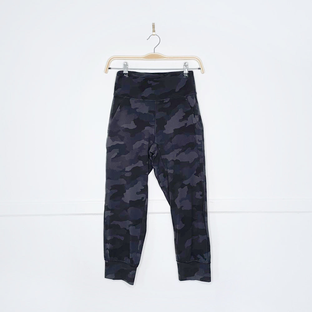 lululemon 2021 align jogger crop nulu