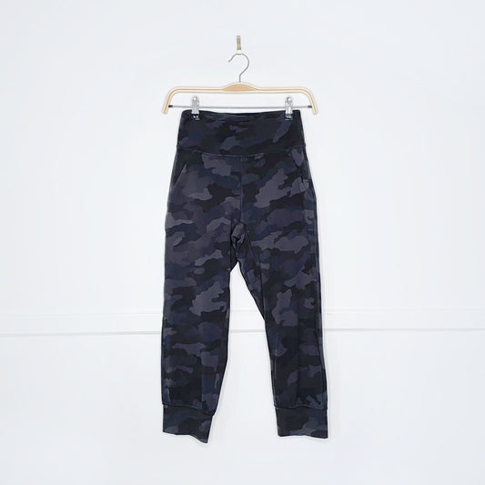 lululemon 2021 align jogger crop nulu