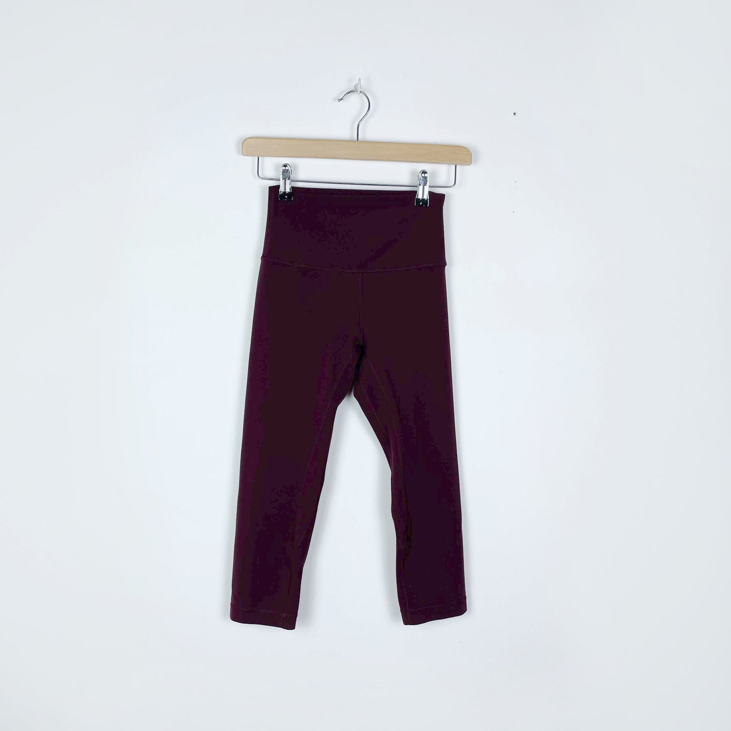 lululemon align crop dark adobe - size 4