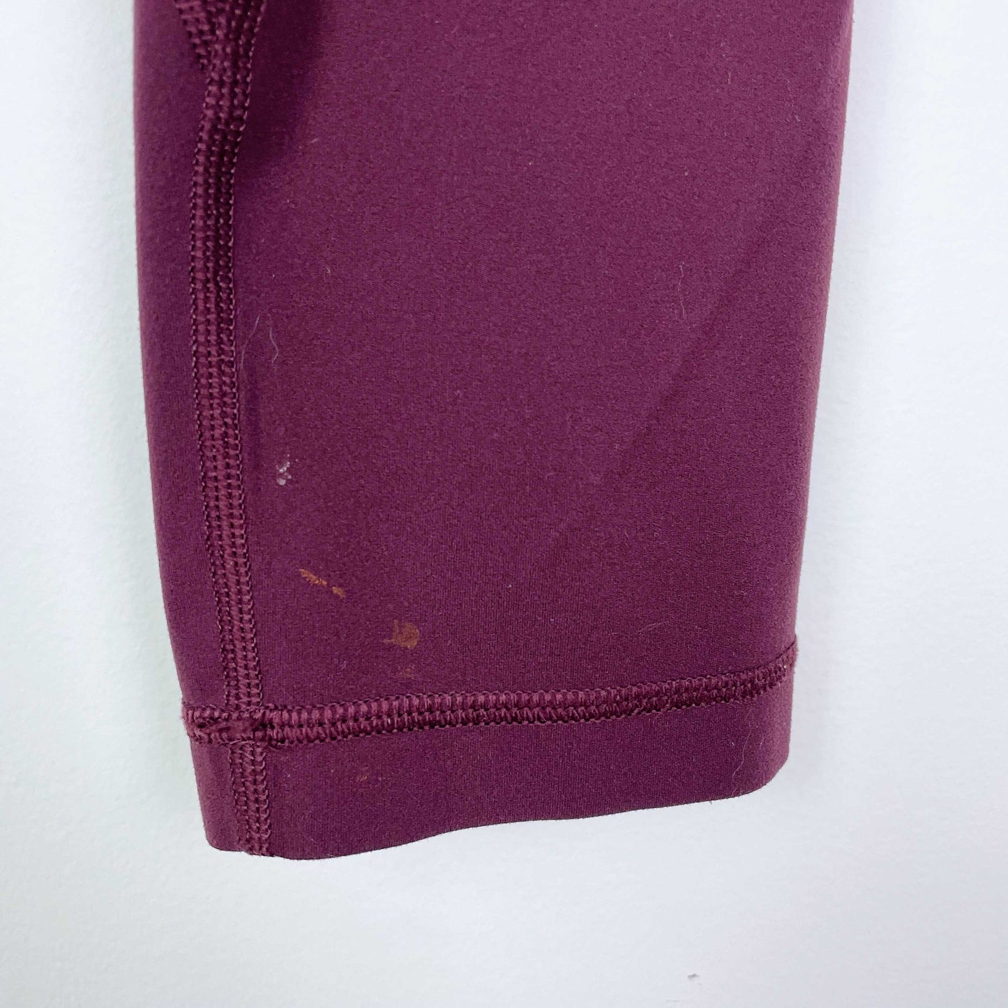 lululemon align crop dark adobe - size 4