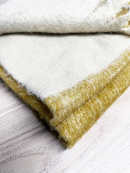 allo allo fuzzy two - tone fringe scarf - good market thrift store