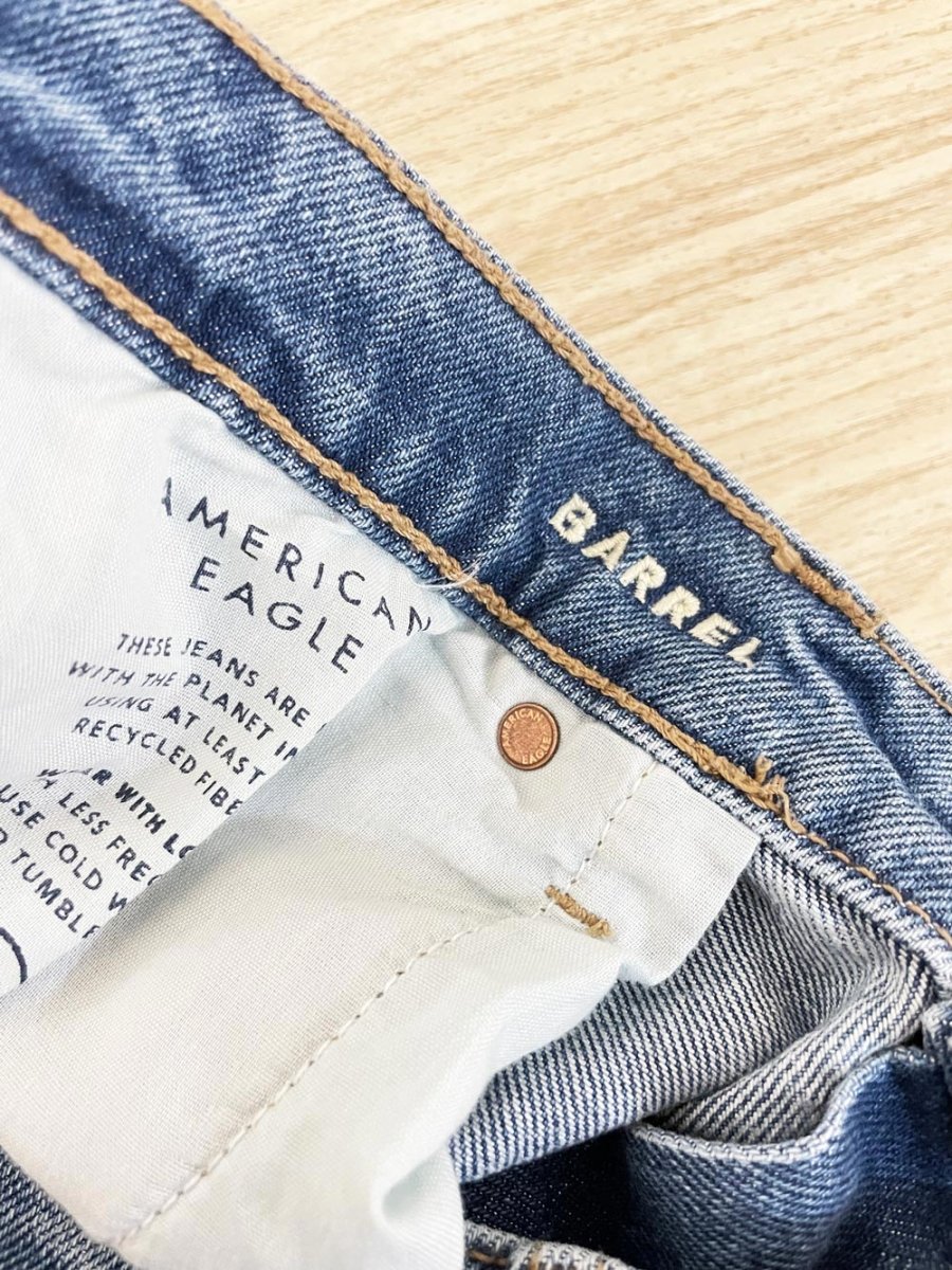 american eagle barrel leg jeans - good market thrift store