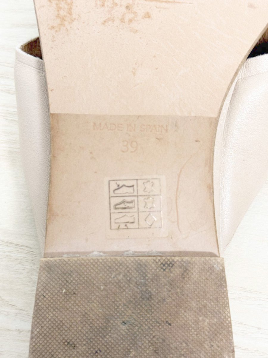 angel alarcon leather cushioned sandal | made in Spain - good market thrift store