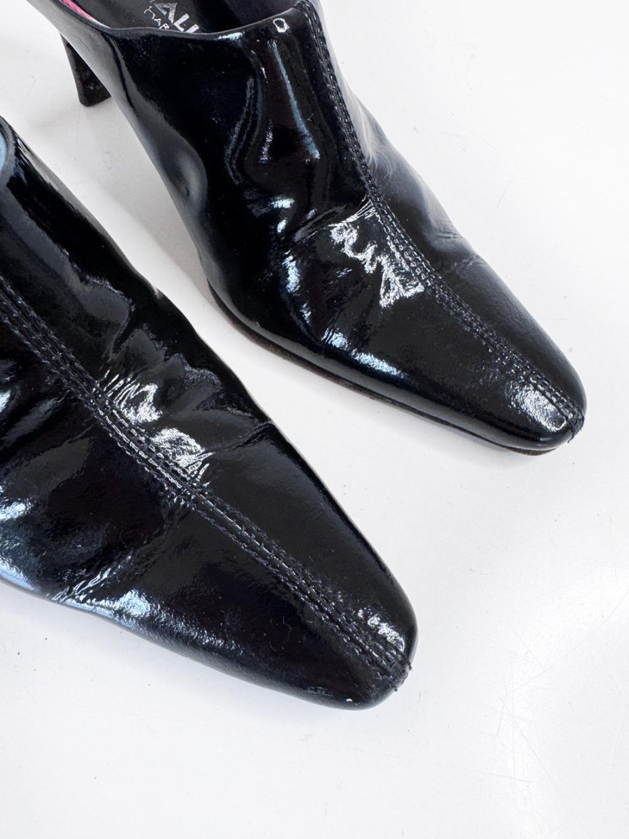 aquatalia patent leather pointed toe heeled mules | marvin k | made in Italy - good market thrift store