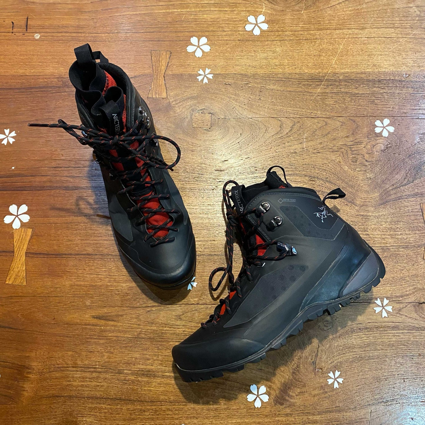 arc'teryx acrux TR gore-tex hiking boot - size M7/W9
