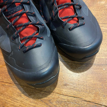 arc'teryx acrux TR gore-tex hiking boot - size M7/W9