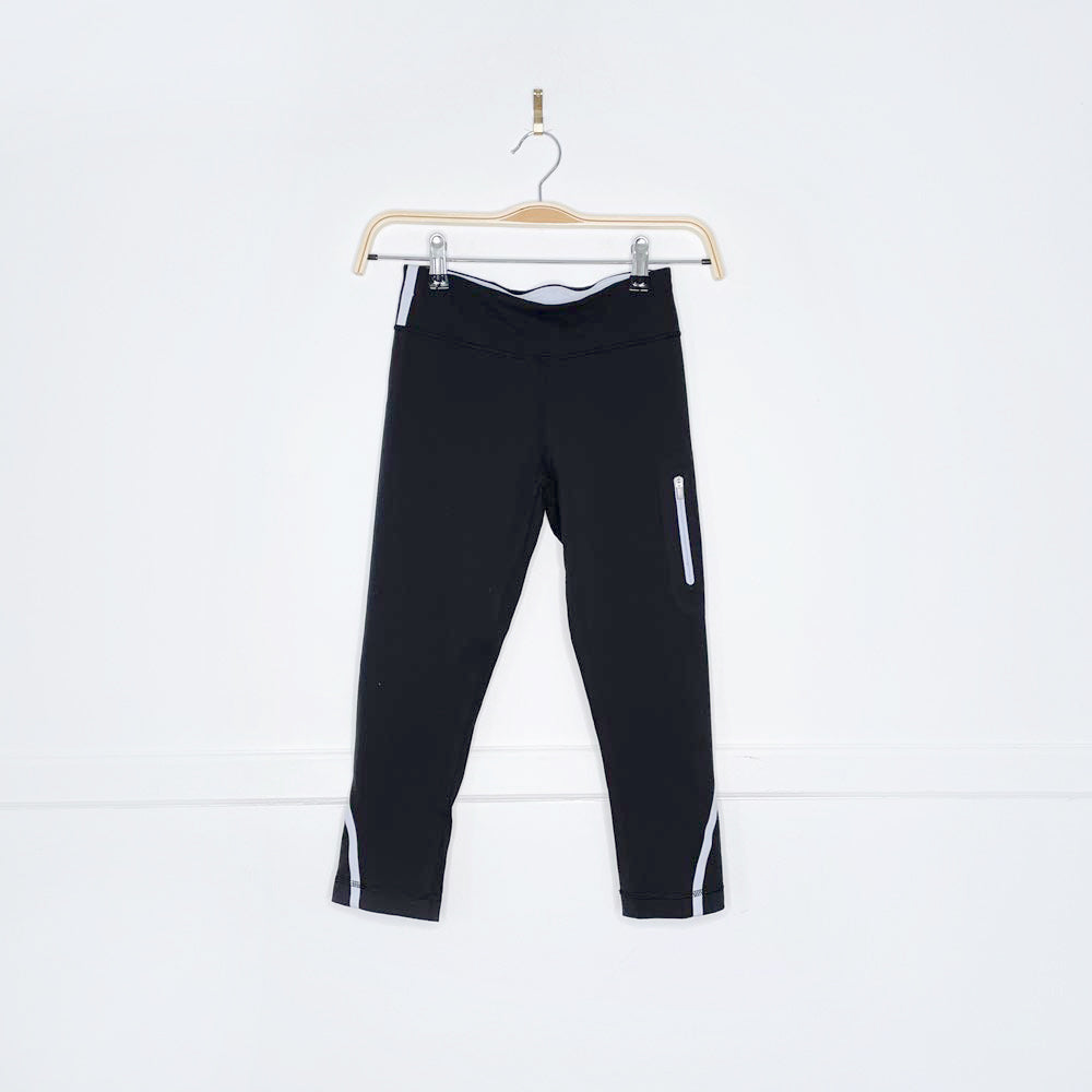 lululemon track attack crop luxtreme