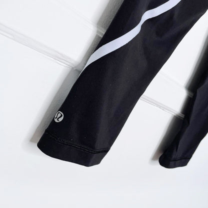 lululemon track attack crop luxtreme