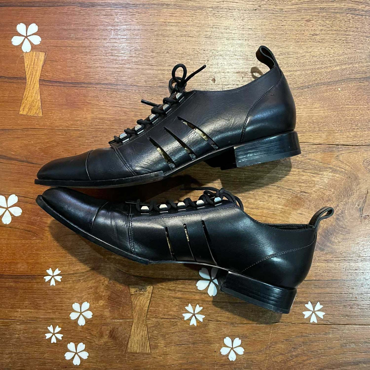 alexander wang lace up cut out leather loafers - size 41