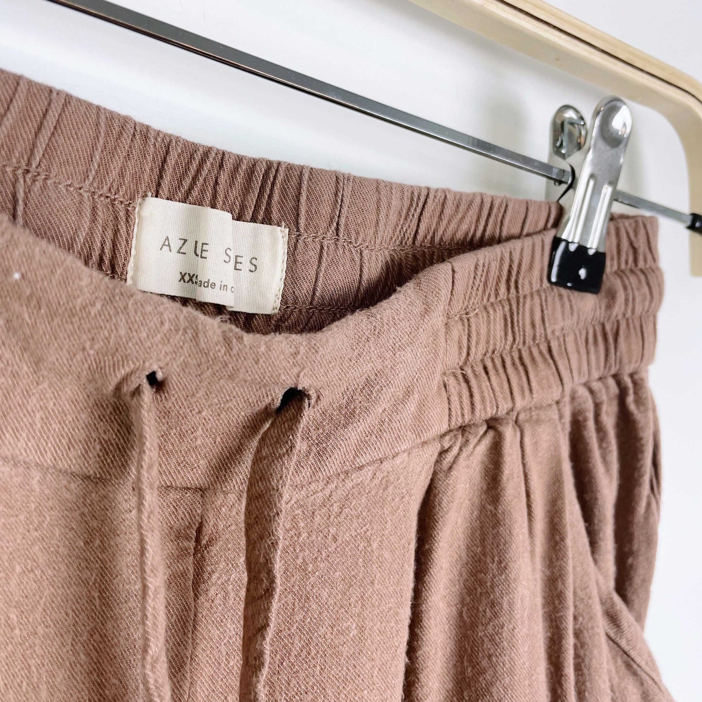 aritzia azure skies los feliz joggers - size xxs