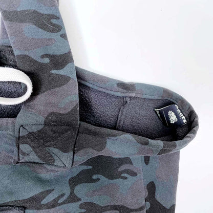 roots upcycled camo logo tote bag