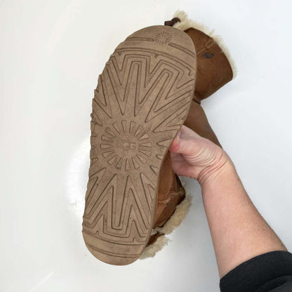 ugg natural mini bailey bow sheepskin boots - size 9