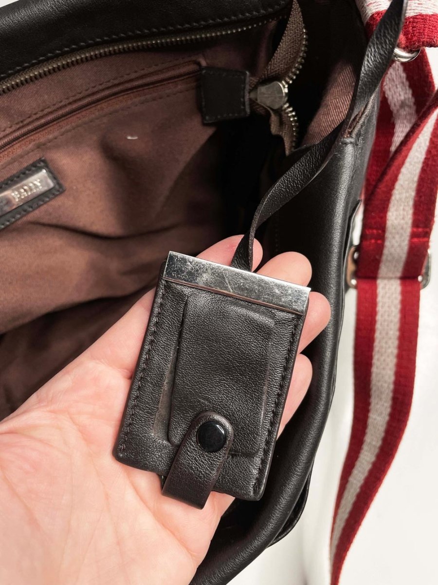 bally leather laptop messenger bag w lock + ID tag | lambskin - good market thrift store