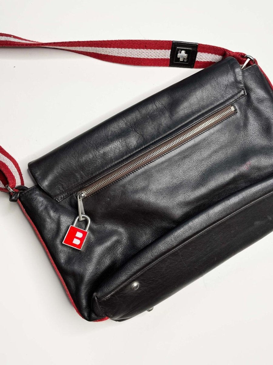 bally leather laptop messenger bag w lock + ID tag | lambskin - good market thrift store