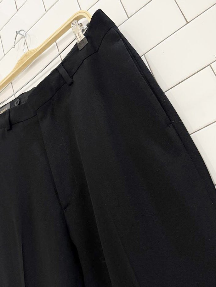 banana republic 100% wool cuffed trousers | made in Italy - good market thrift store