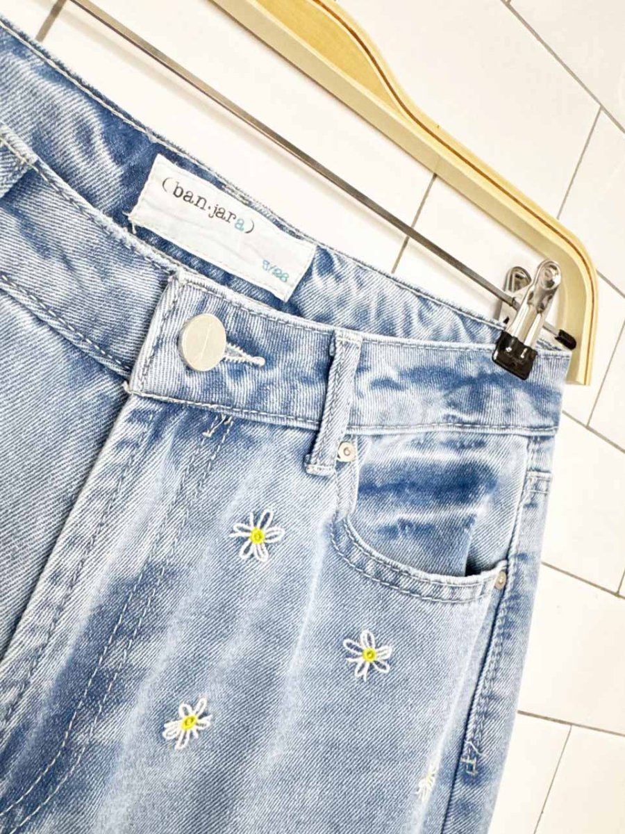 banjara daisy embroidered baggy wide leg jeans - good market thrift store
