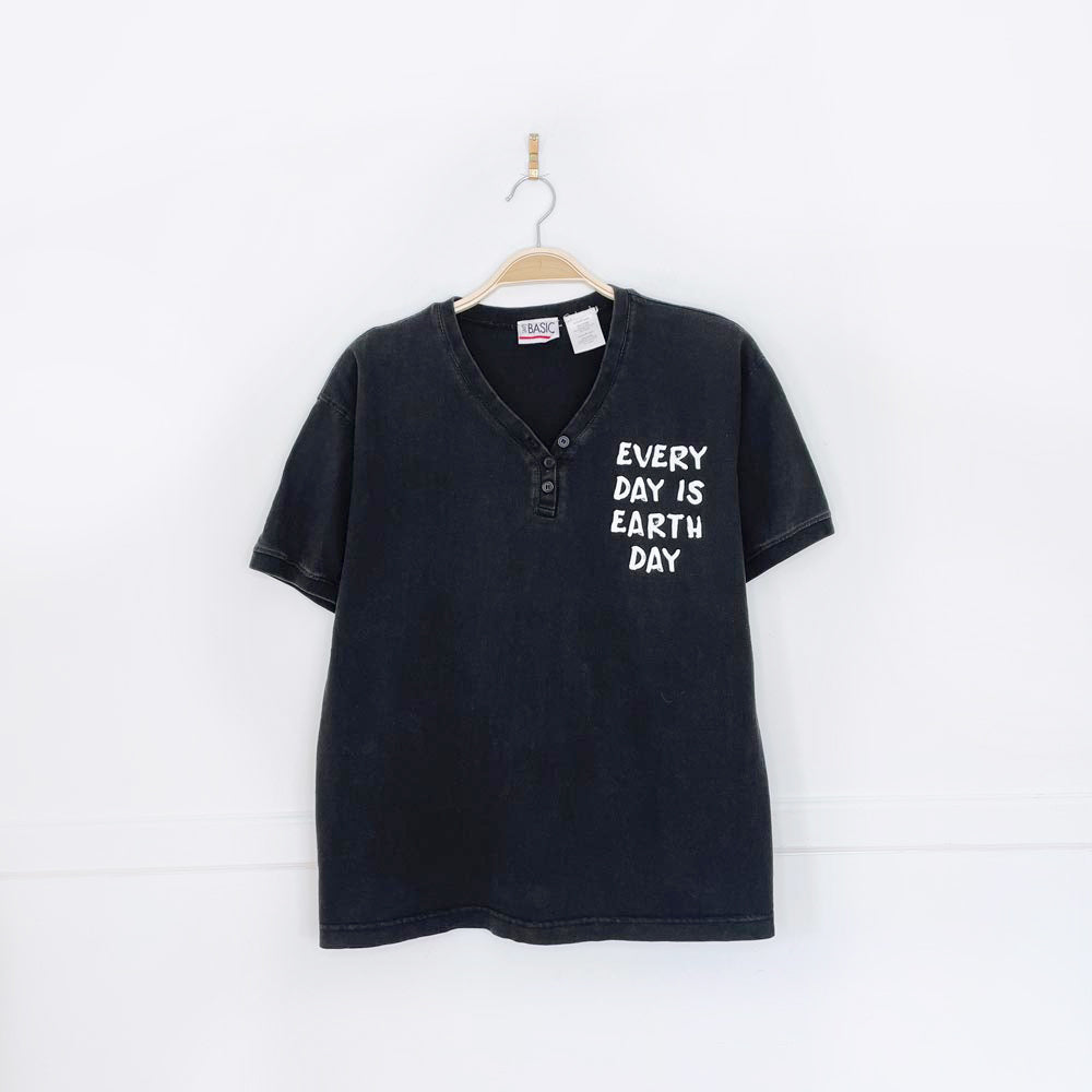 vintage 90s simply basic x earth activist 1/4 button tee