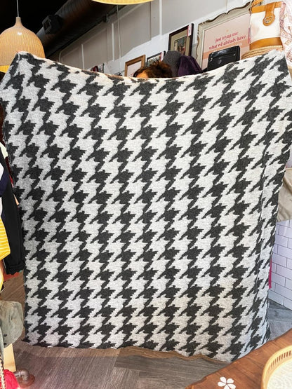 big houndstooth knit cozy throw blanket - good market thrift store