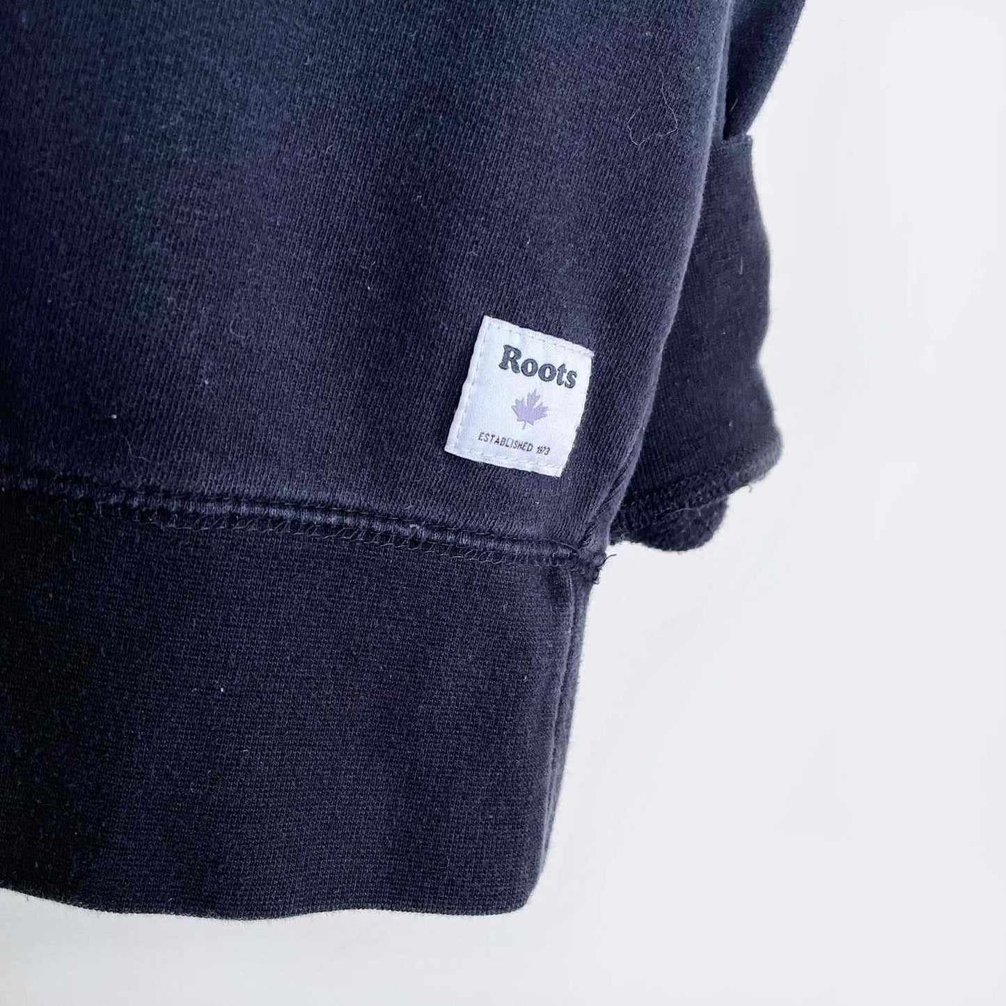 roots original 1/4 zip sweatshirt - size large