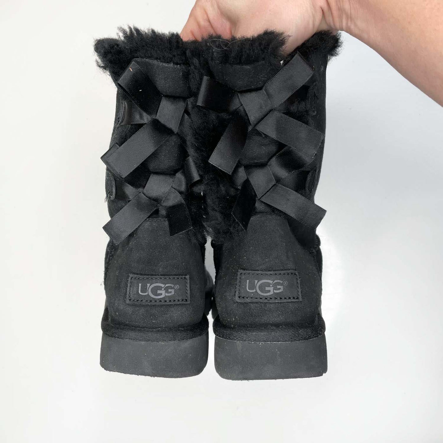 ugg classic bailey II double bow black sheepskin boot - size 9
