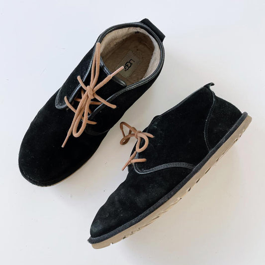 ugg maksim shearling chukka short boot