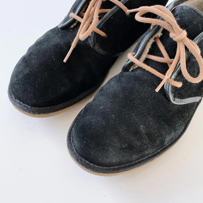 ugg maksim shearling chukka short boot