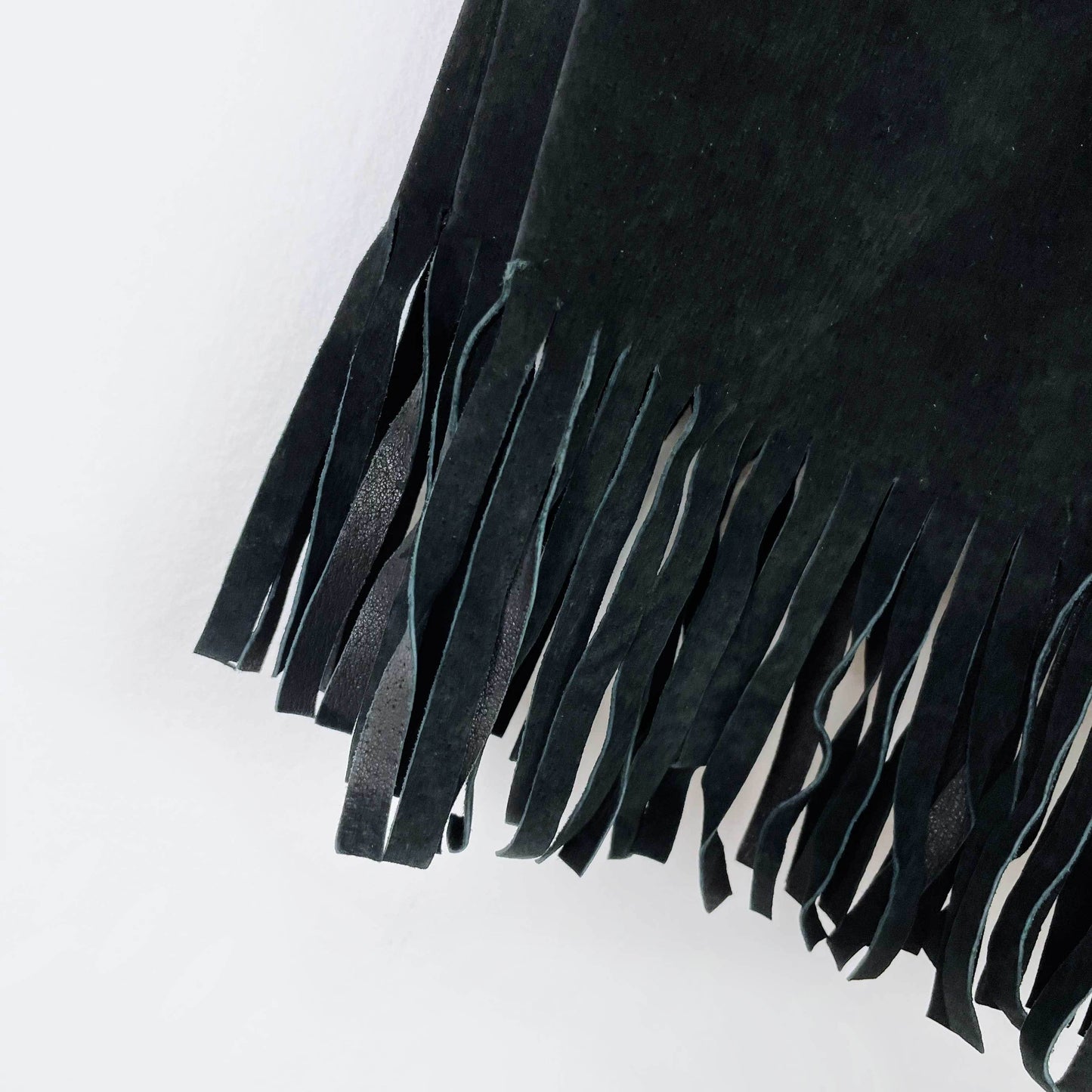 vintage 00s ricki's suede fringe mini skirt