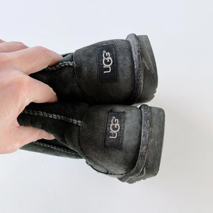 ugg classic short black sheepskin boots