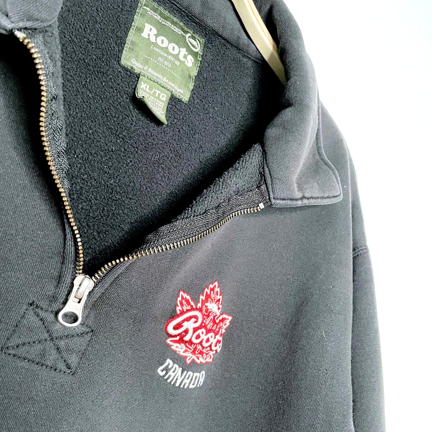 vintage 00s roots 1/4 zip sweatshirt