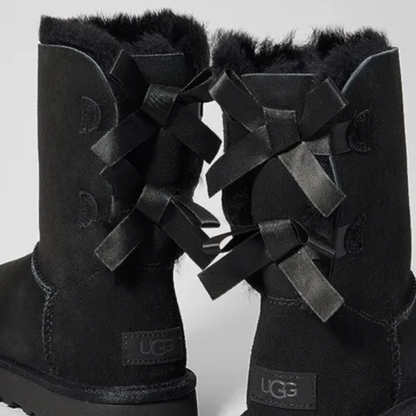 ugg classic bailey II double bow black sheepskin boot - size 9