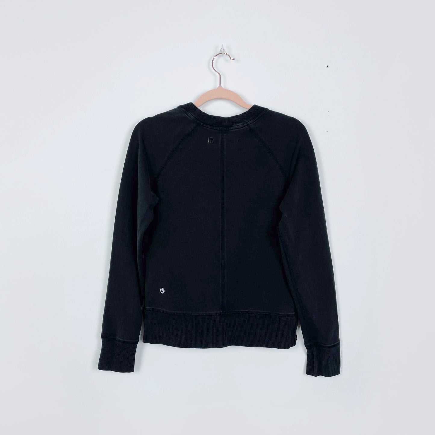 lululemon black rejuvenate crew - size 4