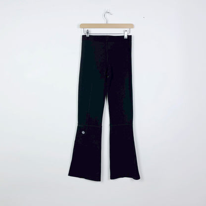 lululemon OG flare leg pantsu - size 6