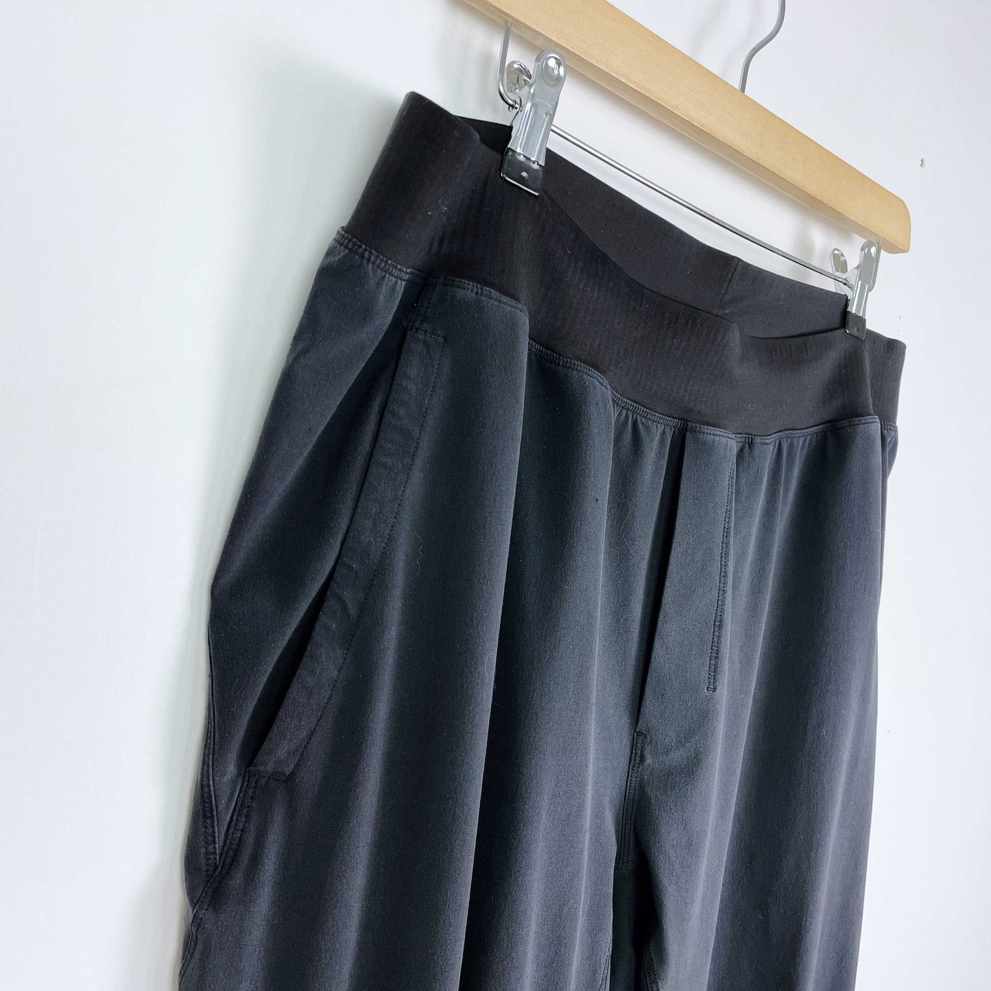 lululemon in mind stretch yoga pant - size xl