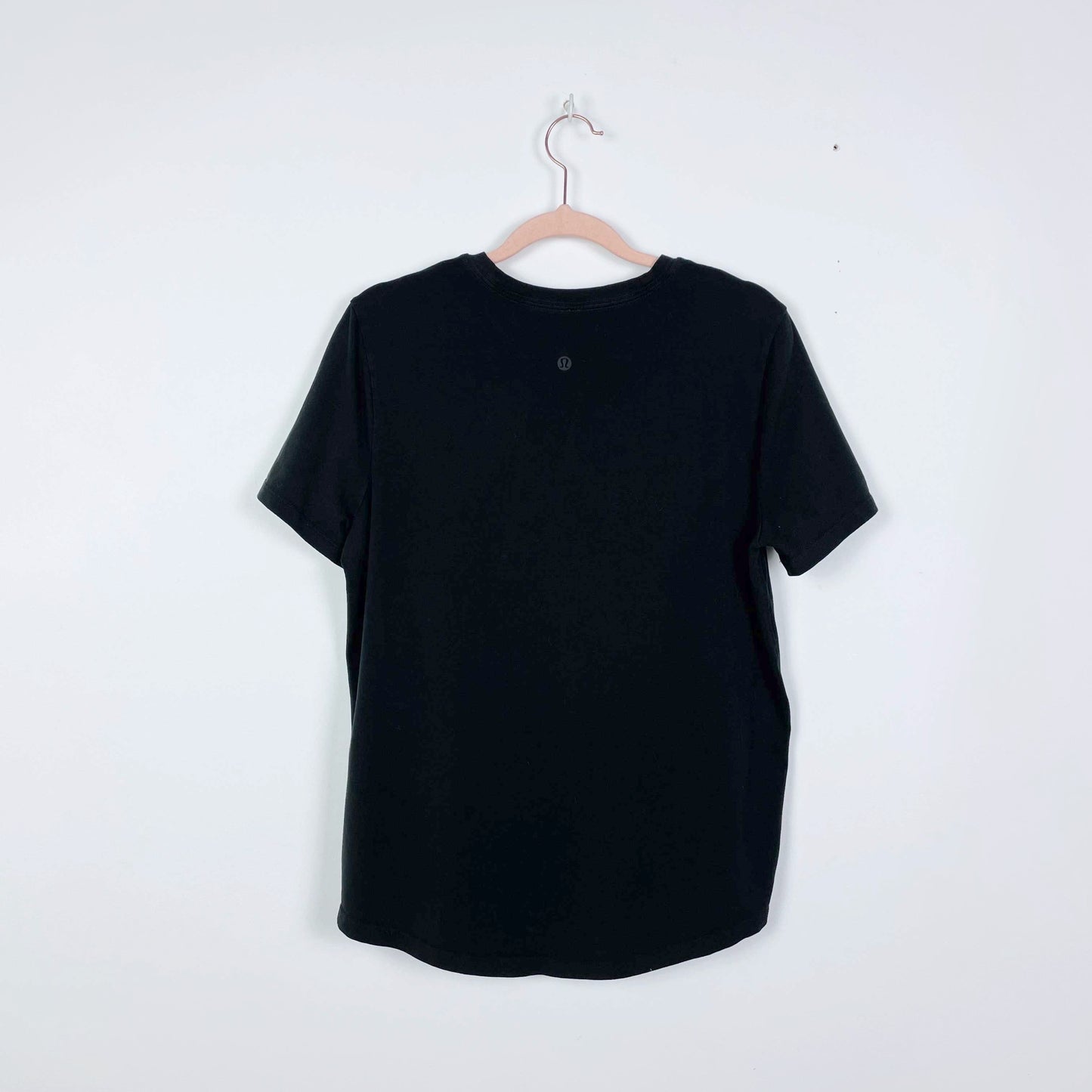 lululemon 2023 love crewneck tee - size 8