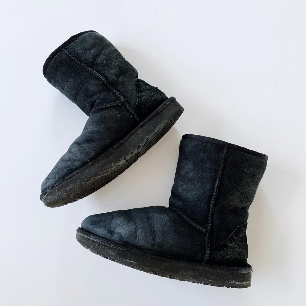 ugg classic short black sheepskin boots