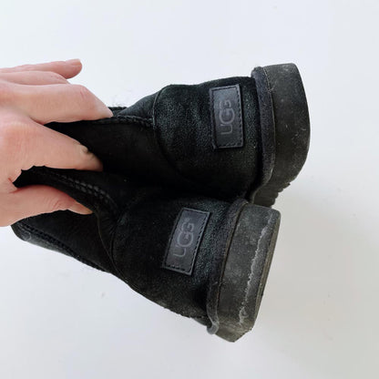 ugg classic short black sheepskin boots