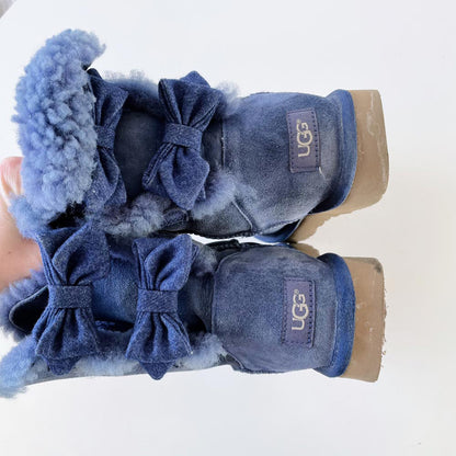 ugg bailey bow II blue sheepskin boot