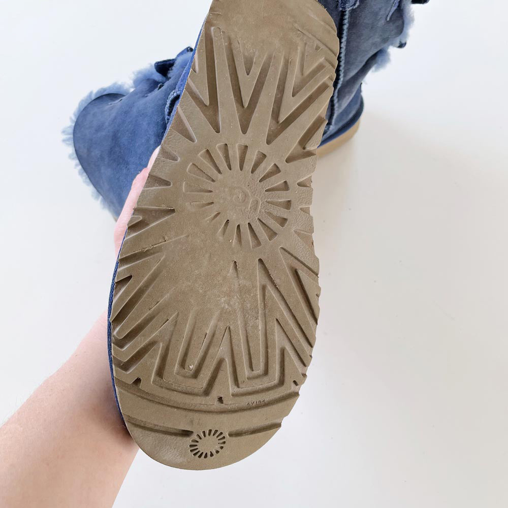 ugg bailey bow II blue sheepskin boot