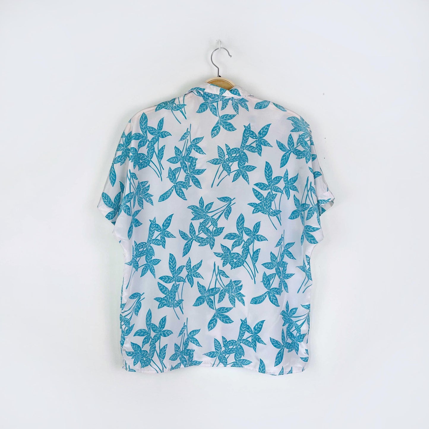 dorlene blue tropical leaf shirt