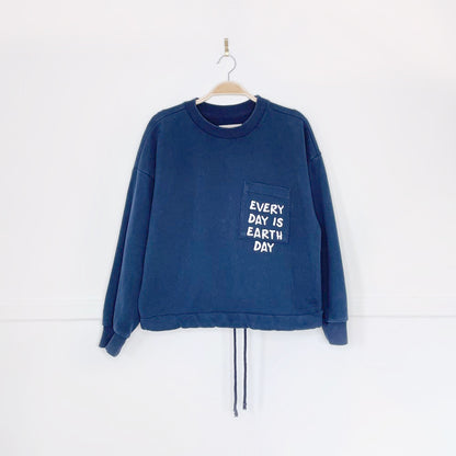 gap workforce x earth activist crop sweatshirt