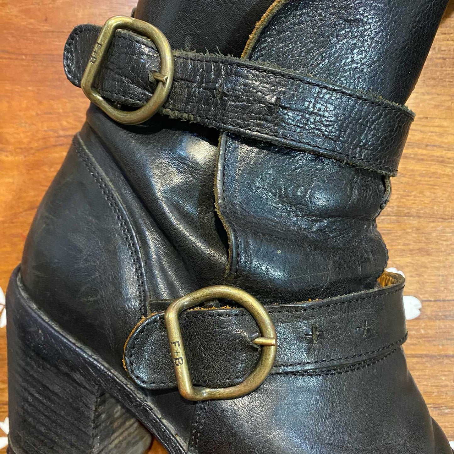 fiorentini + baker heeled leather moto boots - size 40