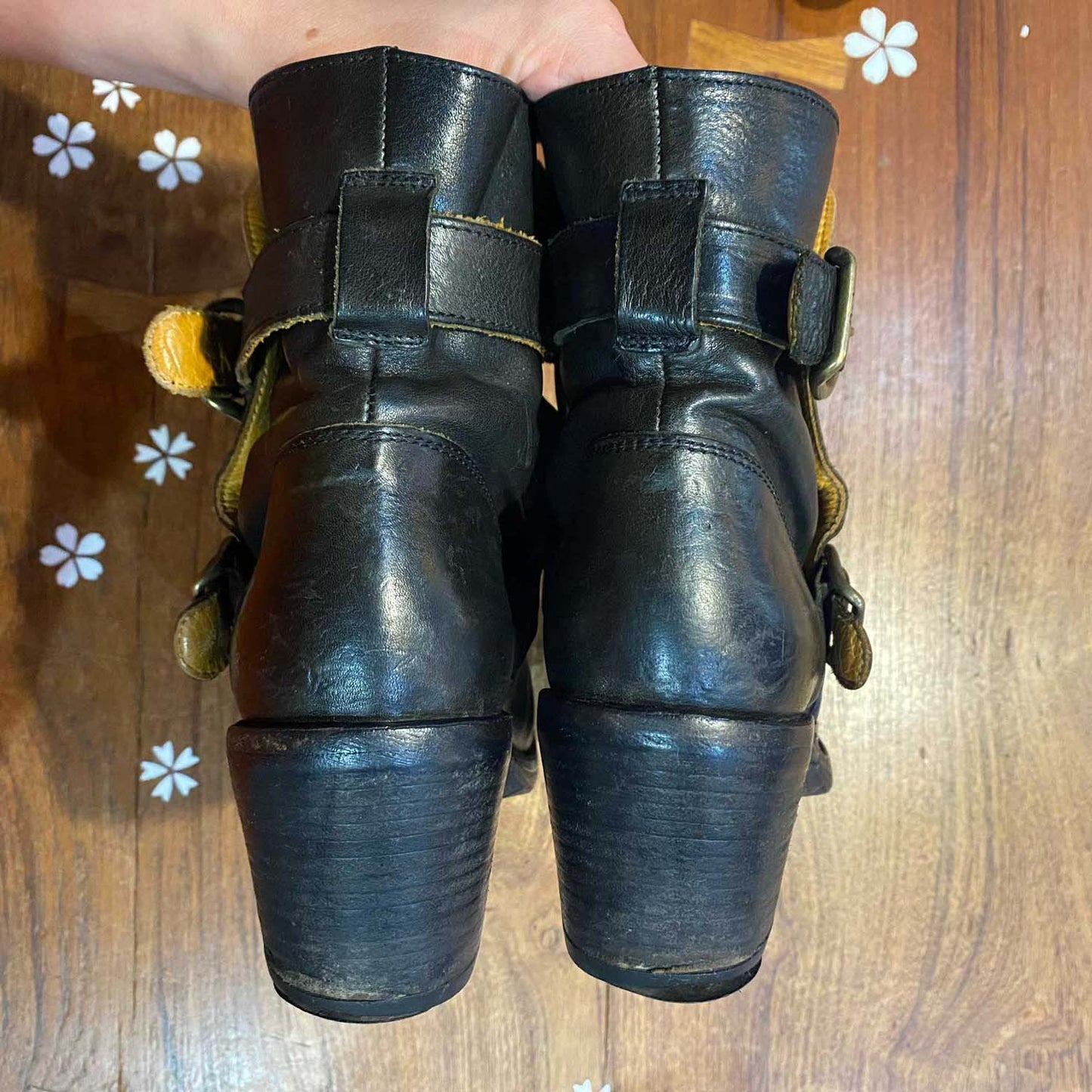 fiorentini + baker heeled leather moto boots - size 40