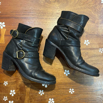 fiorentini + baker heeled leather moto boots - size 40