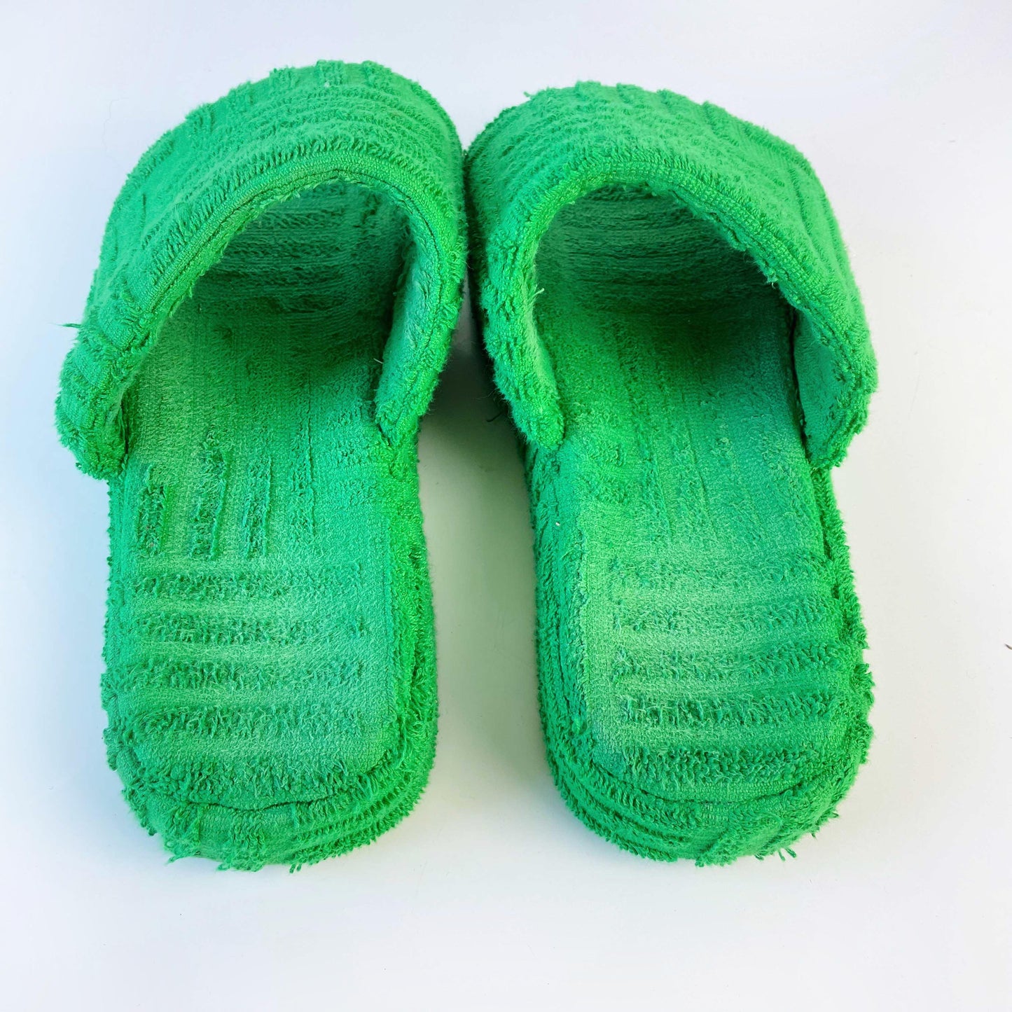 bottega veneta 2024 resort sponge slide