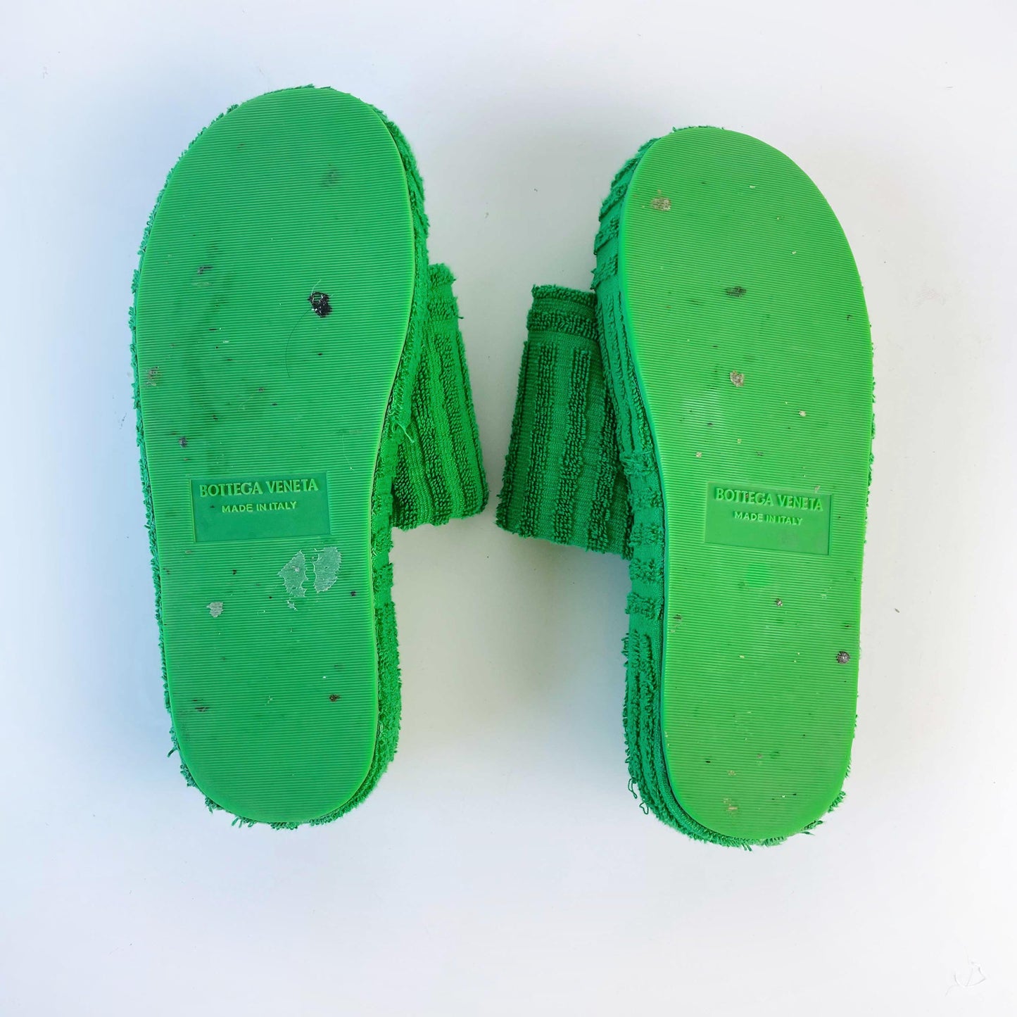 bottega veneta 2024 resort sponge slide