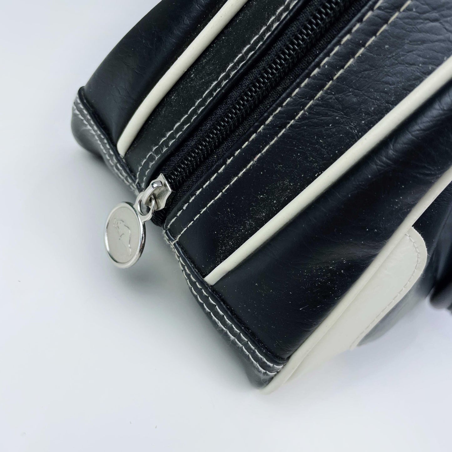 vintage 00s roots faux leather retro bowling bag