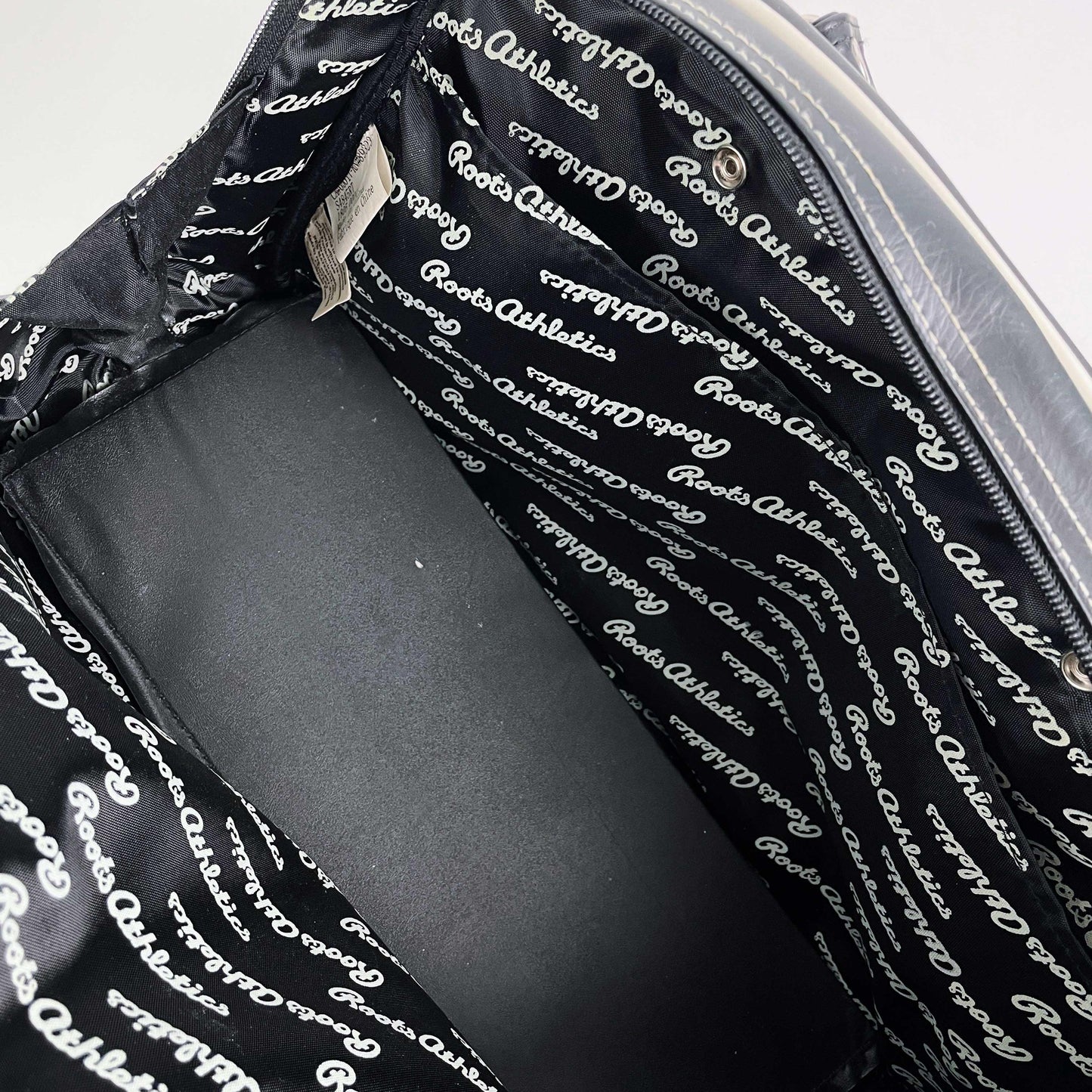 vintage 00s roots faux leather retro bowling bag