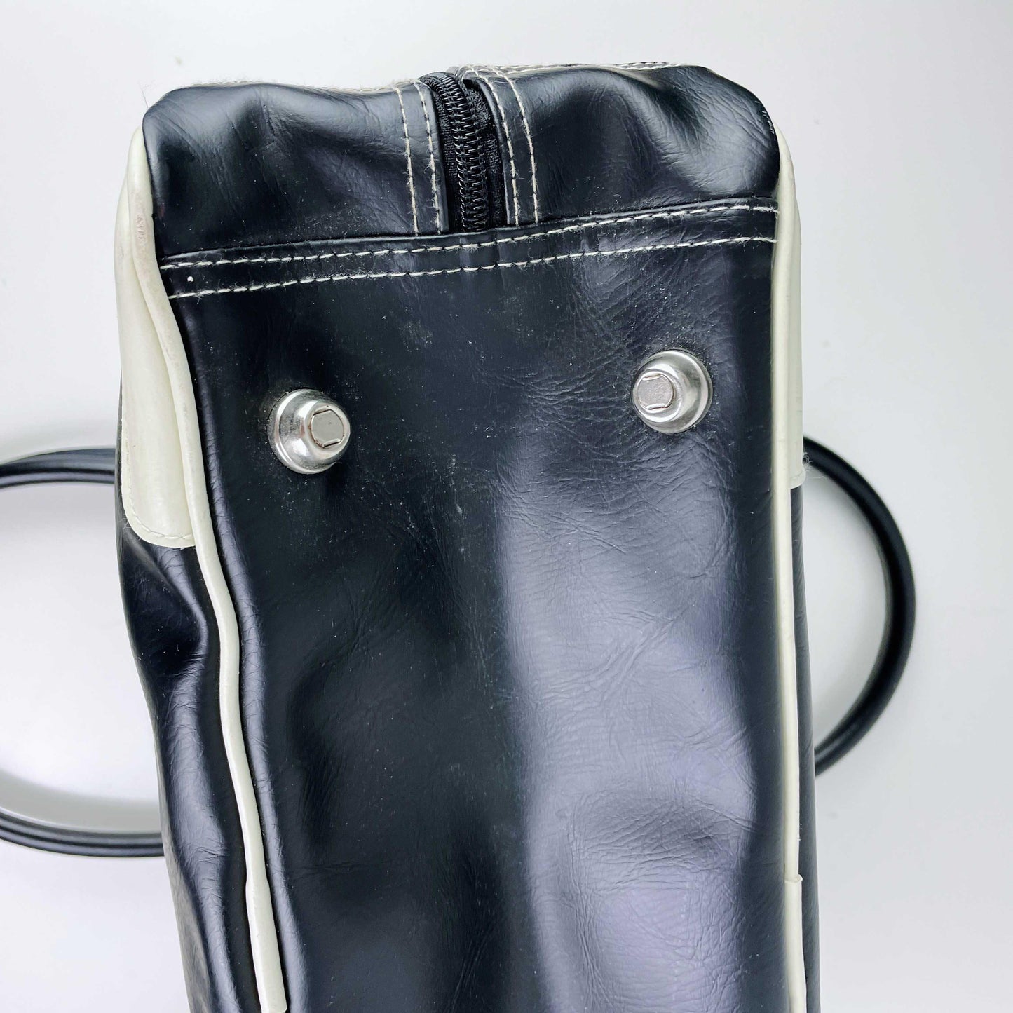 vintage 00s roots faux leather retro bowling bag