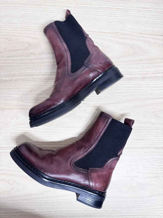 browns crisp cherry leather square toe chelsea boot - good market thrift store