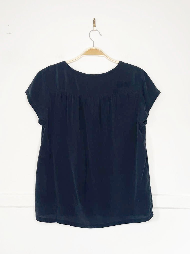 calypso st barth 100% silk cap sleeve shell button blouse - good market thrift store